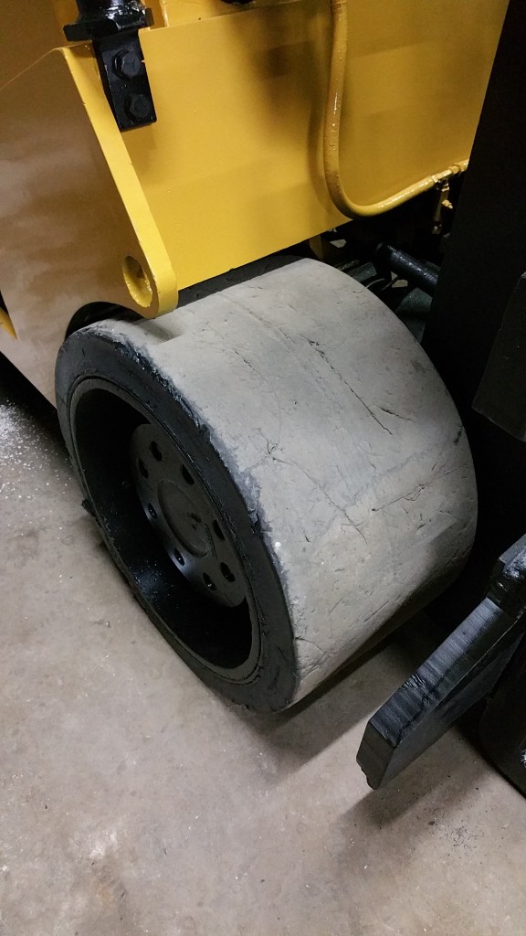 20000lbs. CAT Towmotor Forklift For Sale