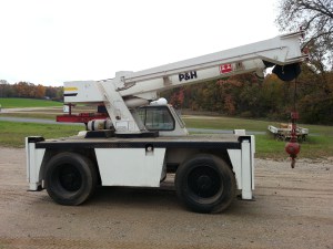 8 1/2 Ton Carry Deck P&H/Terex Crane For Sale 8 1/2 Ton Carry Deck P&H/Terex Crane For Sale