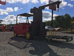 30000lb-capacity-cat-model-t300-forklift-for-sale-7