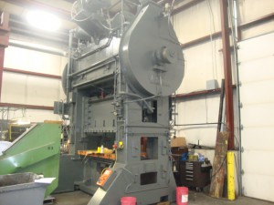 300 Ton Verson Straight Side Press For Sale