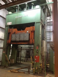 1,500 Ton Williams and White Gib Guided Hydraulic Press 1