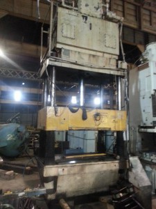 200 Ton Bentler Hydraulic Press 4