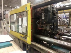 650 Ton Toshiba Plastic Injection Molding Machine For Sale