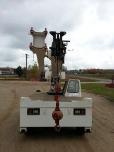 8 1/2 Ton Carry Deck P&H/Terex Crane For Sale