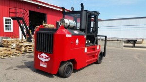 30000lb Taylor Forklift For Sale