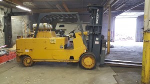 40,000lb. Capacity Royal Forklift For Sale (1)