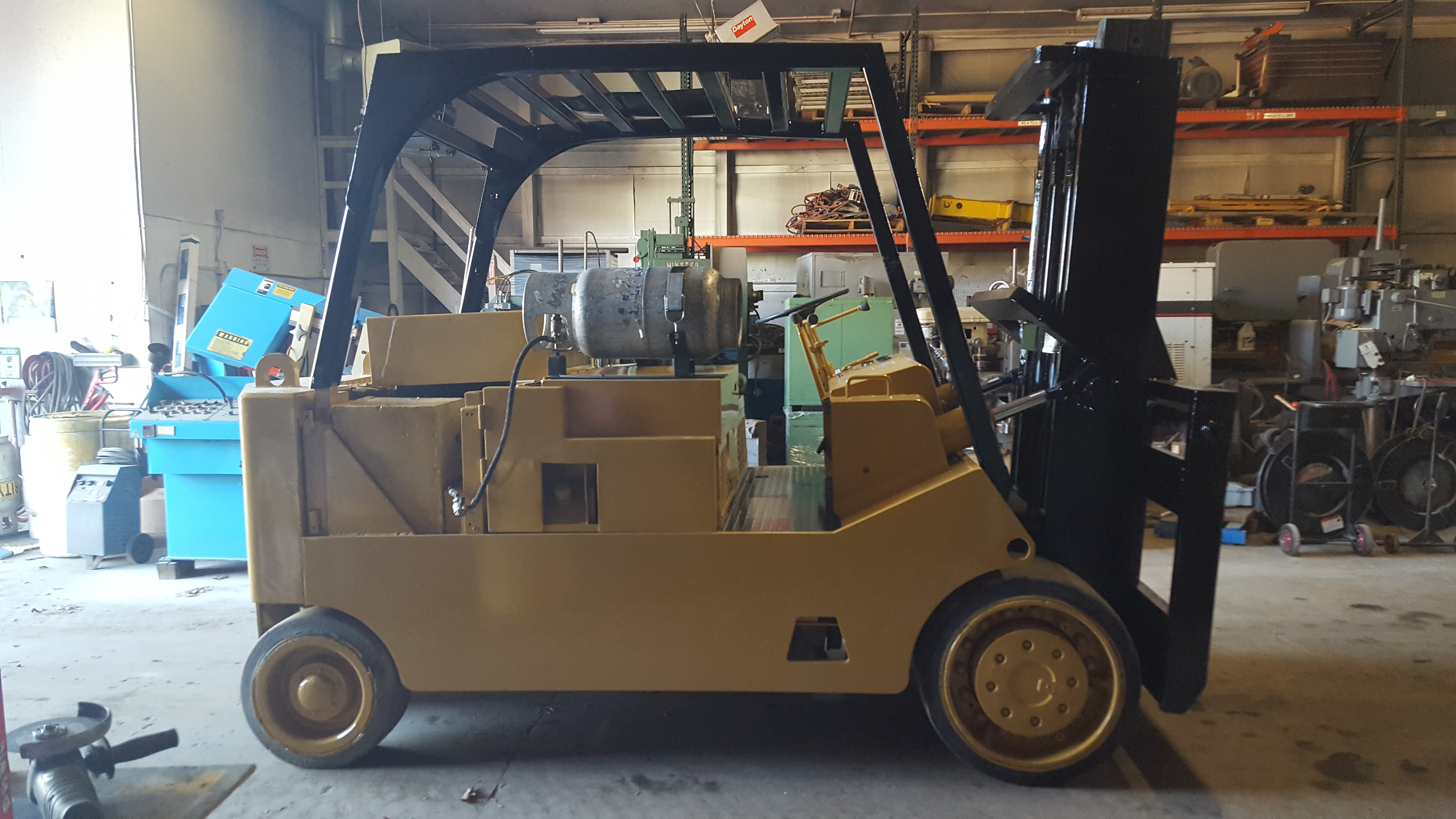 30,000lb. Capacity Caterpillar/Royal T-300 Forklift For Sale