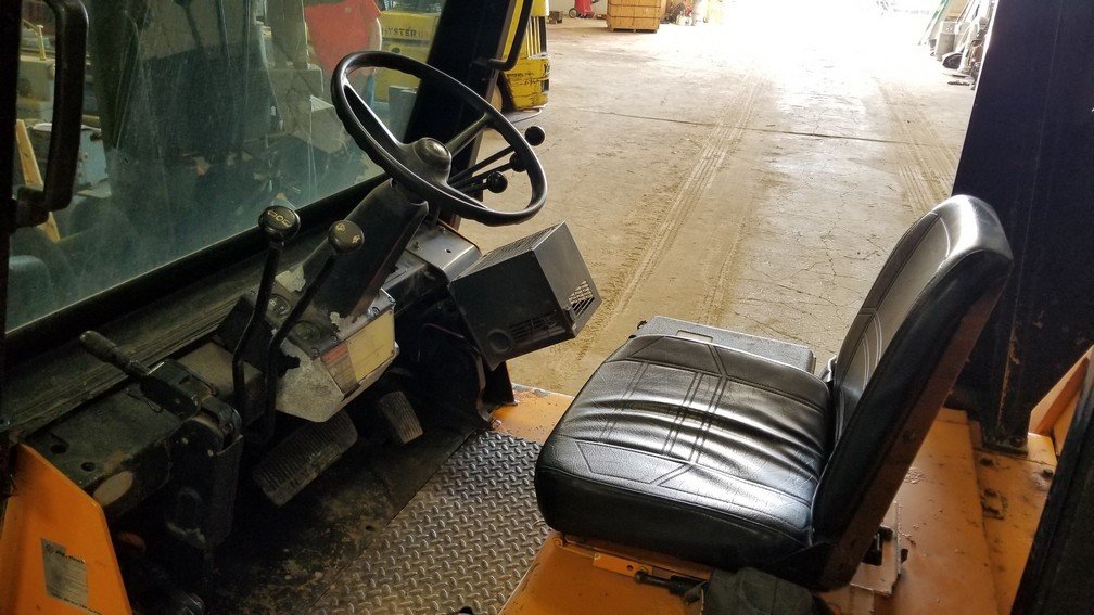 15,500 lbs Capacity Hyster Forklift For Sale