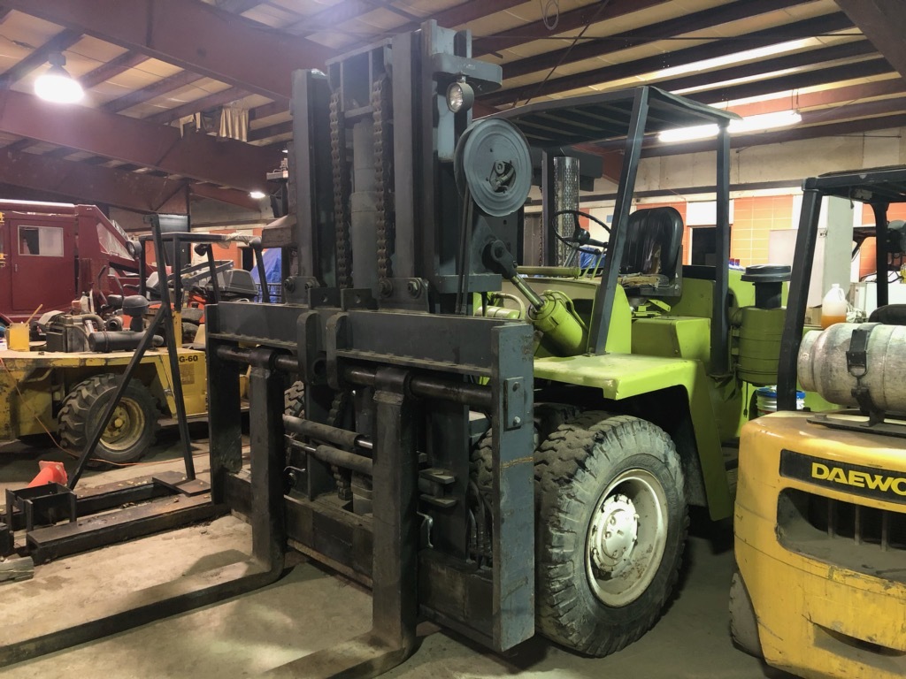 30,000 lb. Capacity Clark Forklift For Sale 30kCapClarkFLFS